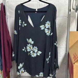 Navy Blue Floral Long Bell Sleeve Dress / Like New / Size Small
